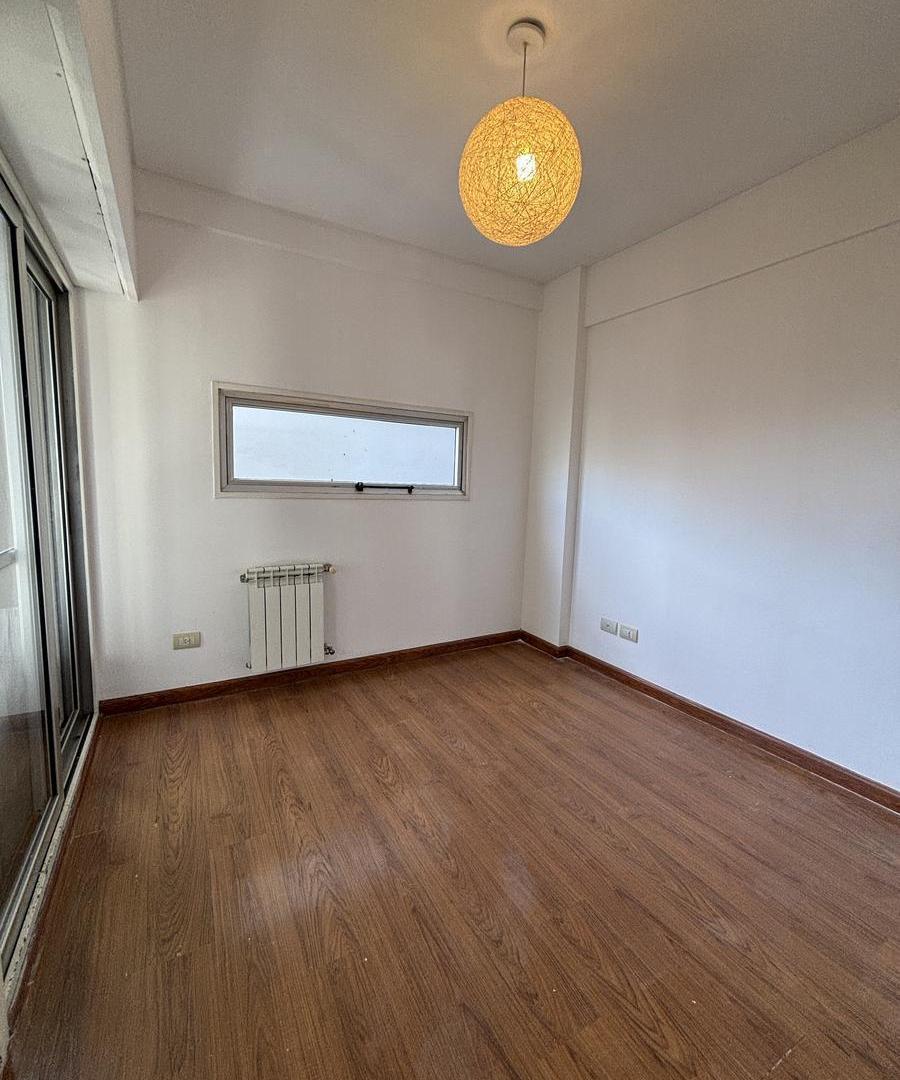 Foto de Departamento en Venta 2 Ambientes con 2 Balcones y Cochera – Villa, imagen 5