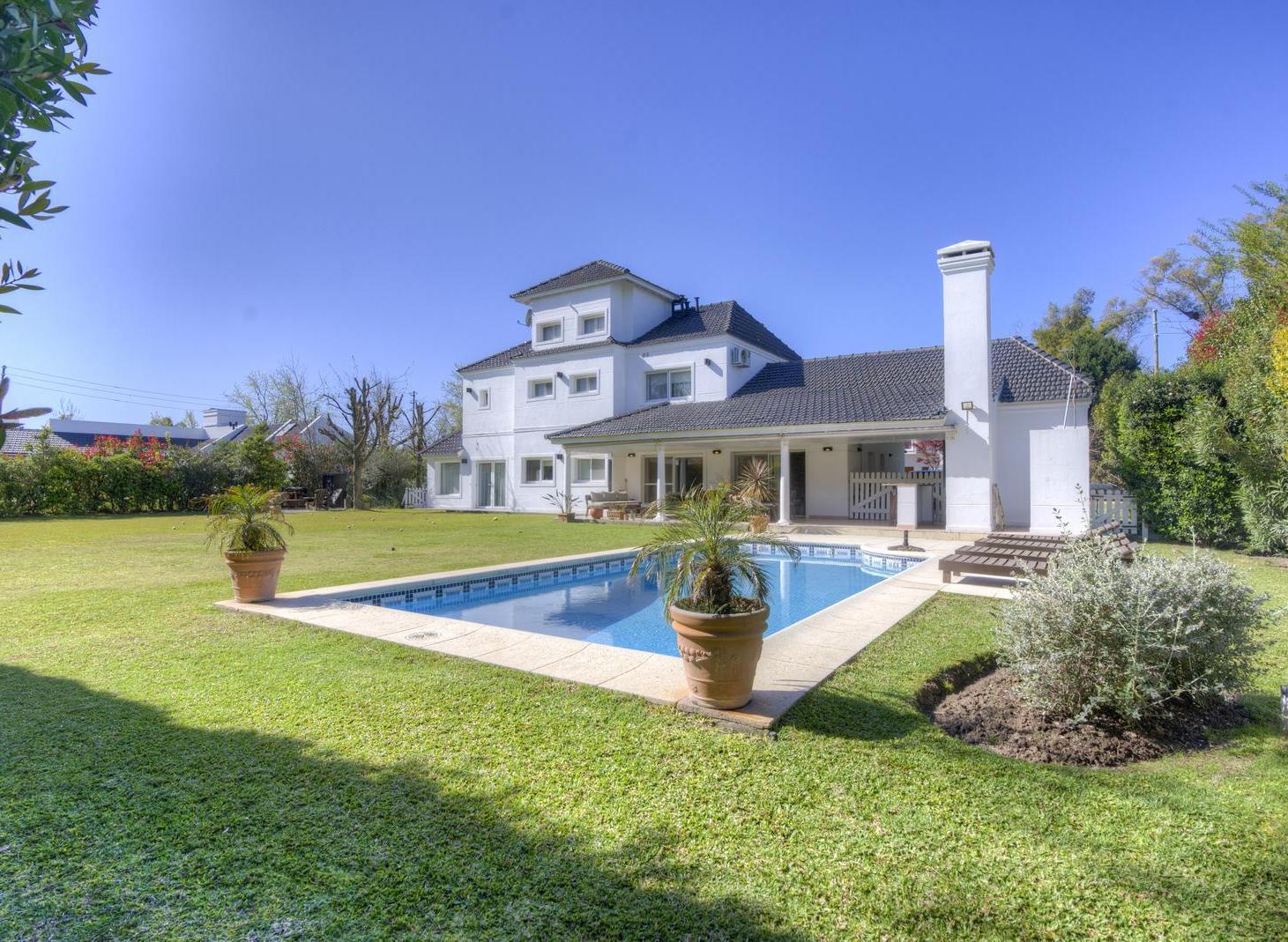 Foto de Casa de 5 ambientes en Mayling Country Club | Amplios ambientes y gran, imagen 4
