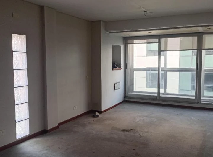 Excelentes oficinas en Microcentro sobre Av Reconquista!