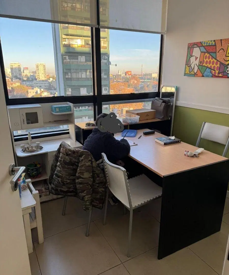 Oficina o consultorio en edificio corporativo, 4 ambientes 2