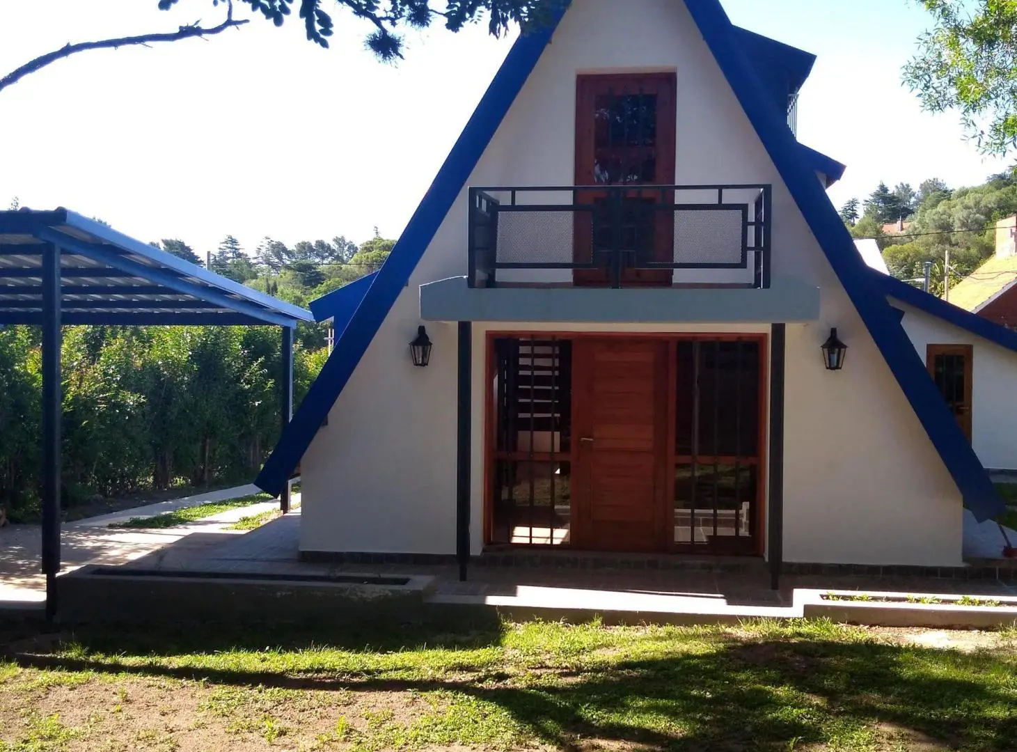 CASA EN ALQUILER EN LA FALDA 2