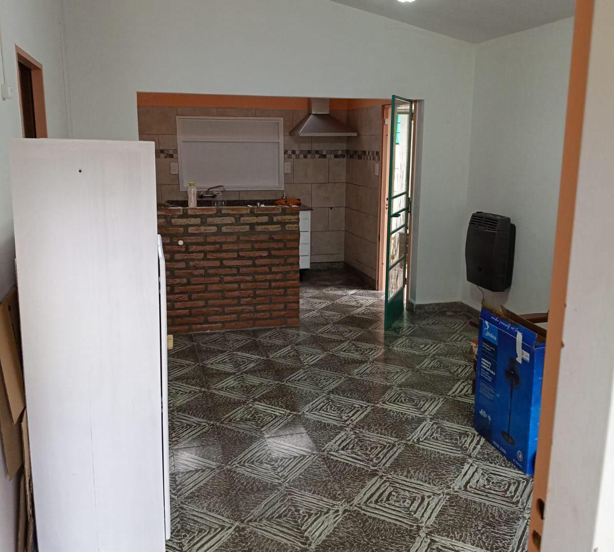Foto de CASA EN ALQUILER EN VILLA GIARDINO CON GAS NATURAL, imagen 2