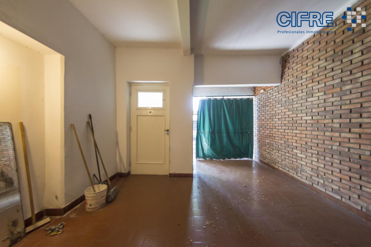 Foto de Casa en lote propio 8, 36 x 33m, en una sola planta para mejorar, imagen 3