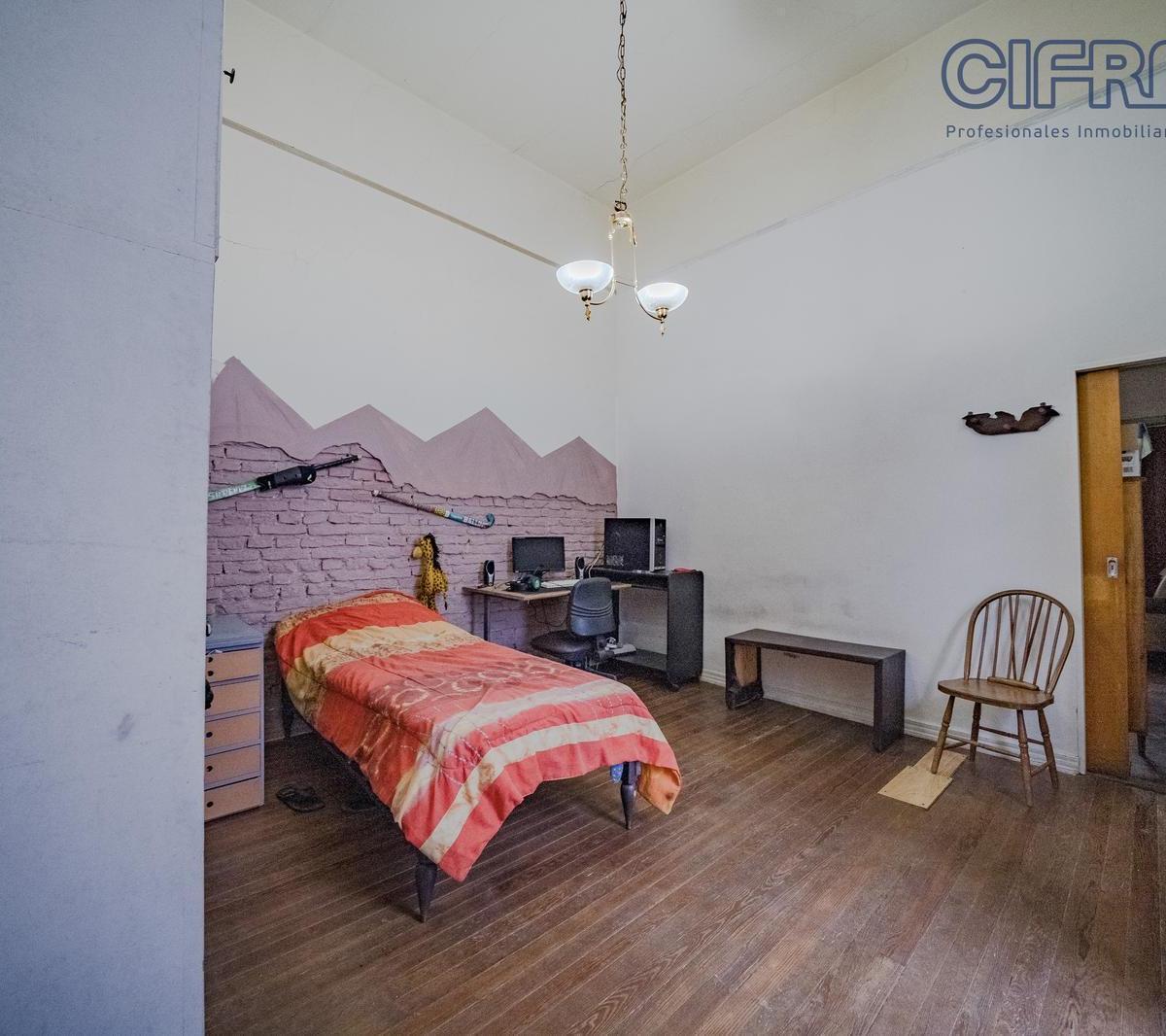 Casa 5 Dorm. Lote 8.66 X 41 Garage Quincho Terrazas Jardín Fondo Arbolado. 1