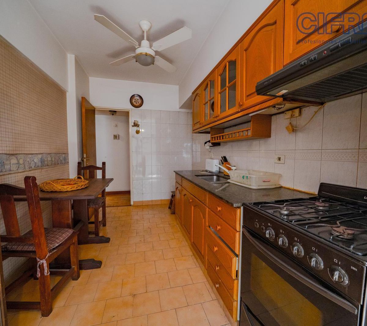 Departamento de 3 Ambientes con 2 Baños, Patio y Parrilla en Belgrano 3