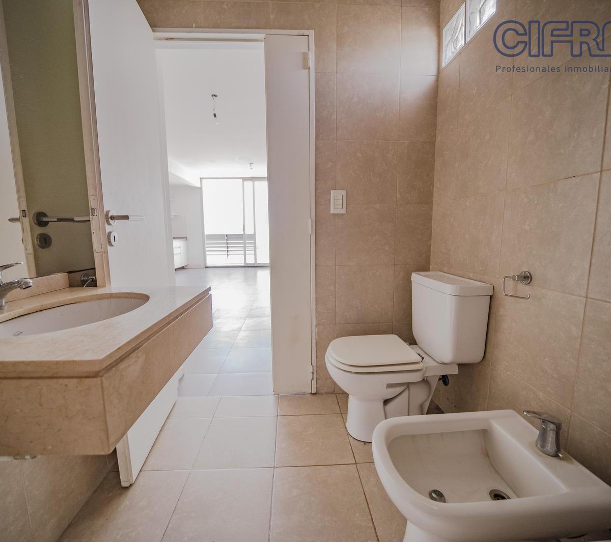 Departamento de 1 Ambiente con Balcón y Vista Panorámica en Parque Cha 3