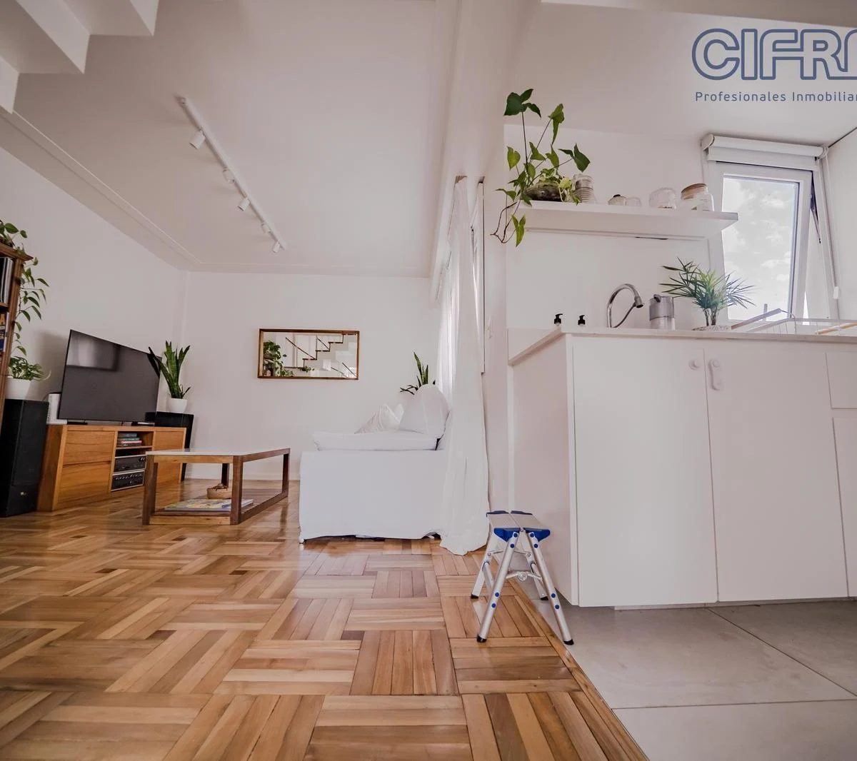 Departamento Semipiso de 3 Ambientes Balcon Aterrazado, Reciclado a Nuevo Baño y Toilette 3