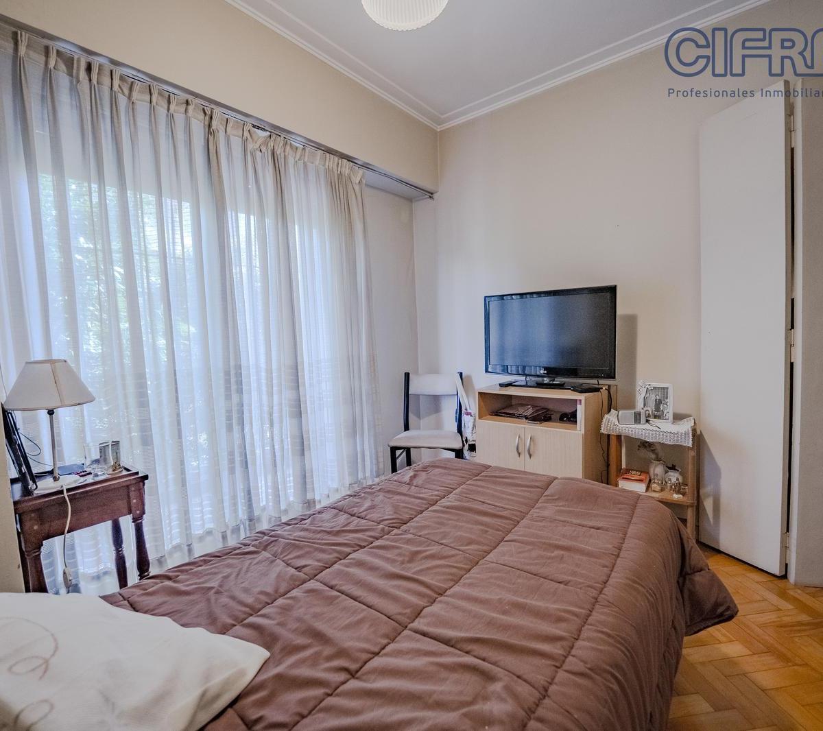 Departamento de 3 Ambientes con Gran Patio y Balcon 3