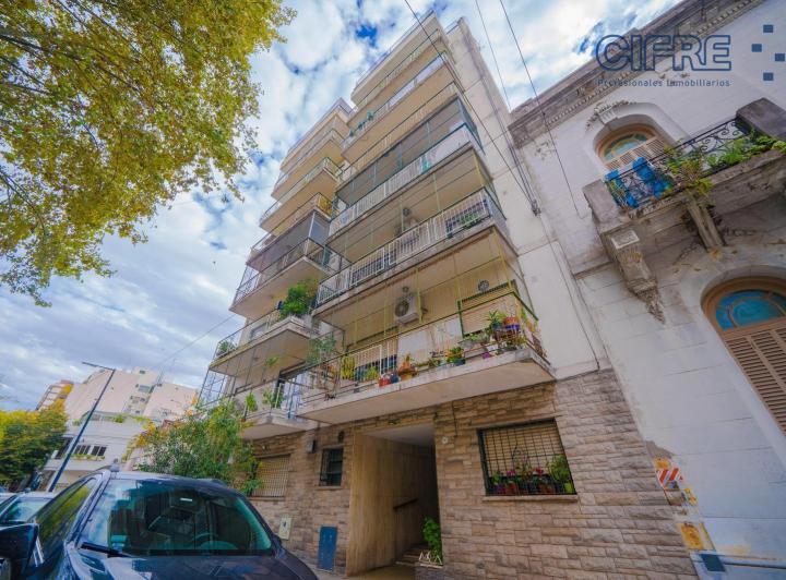 Departamento de 3 ambientes con balcón corrido en Colegiales 2