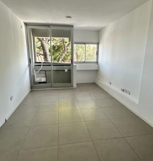 Departamento de 2 ambientes con balcón interno con renta vigente! 5