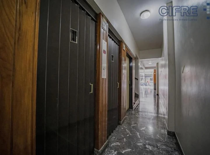 Departamento 4 ambientes con balcón y cochera fija cubierta 4