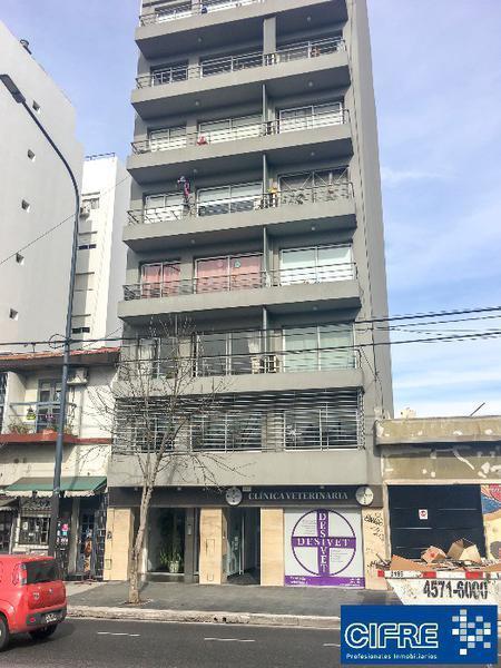 Av San Martin 4400  Muy Lindo monoambiente al frente con balcón