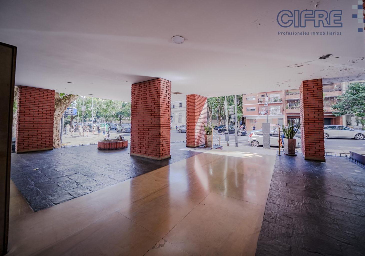 Foto de Departamento de 4 ambientes 2 baños (1 en suite) con balcón en Belgrano, imagen 2