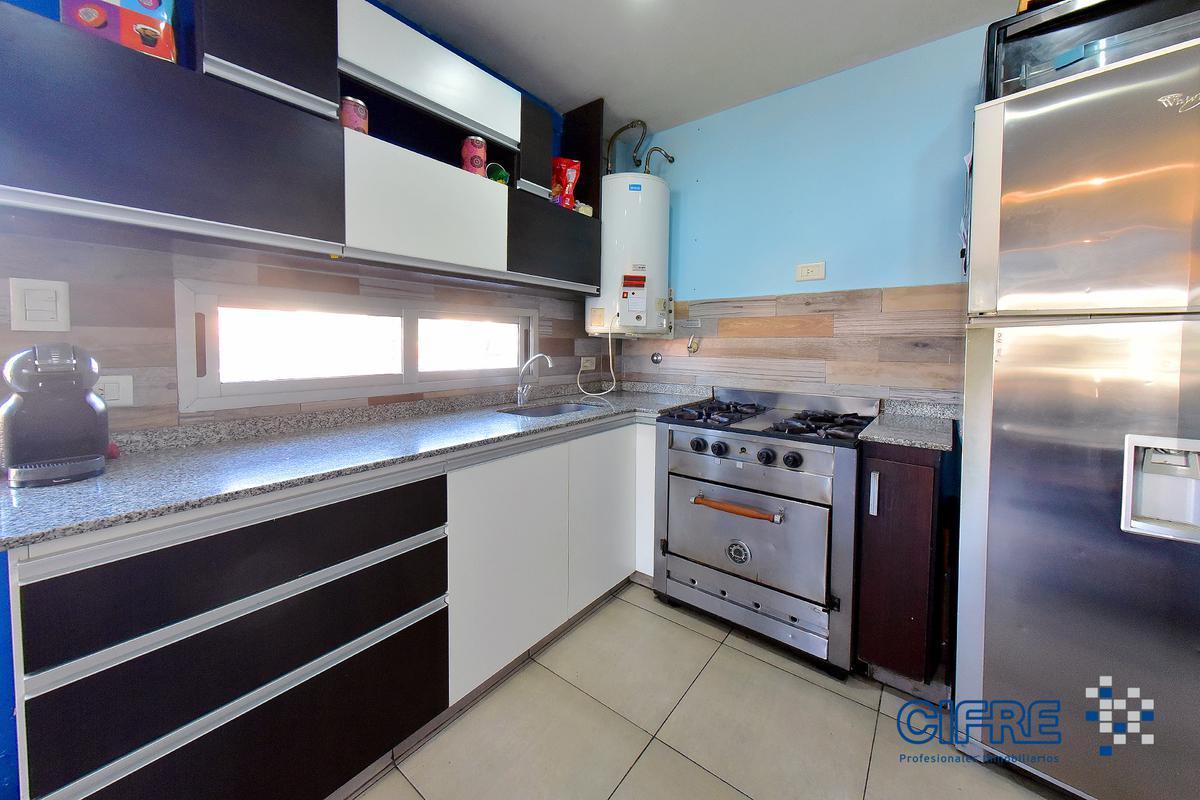 Foto de Villa Urquiza- PH 3 ambientes en duplex sin expensas. 1ero por escalera., imagen 2
