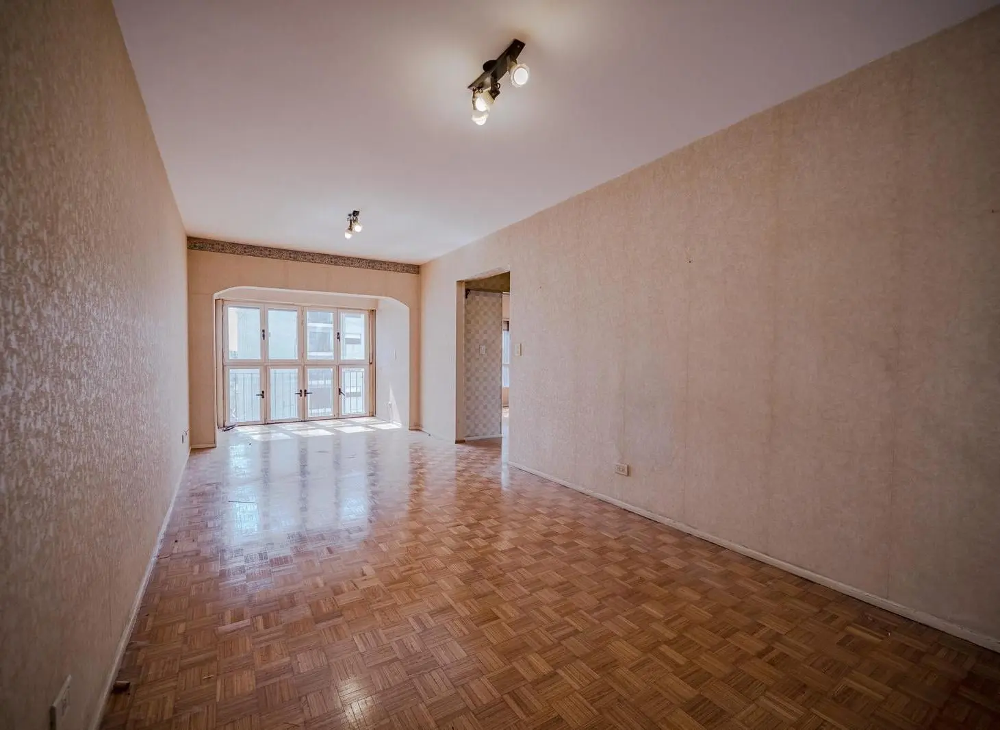 Departamento de 3 ambientes con dependencia en Caballito 3
