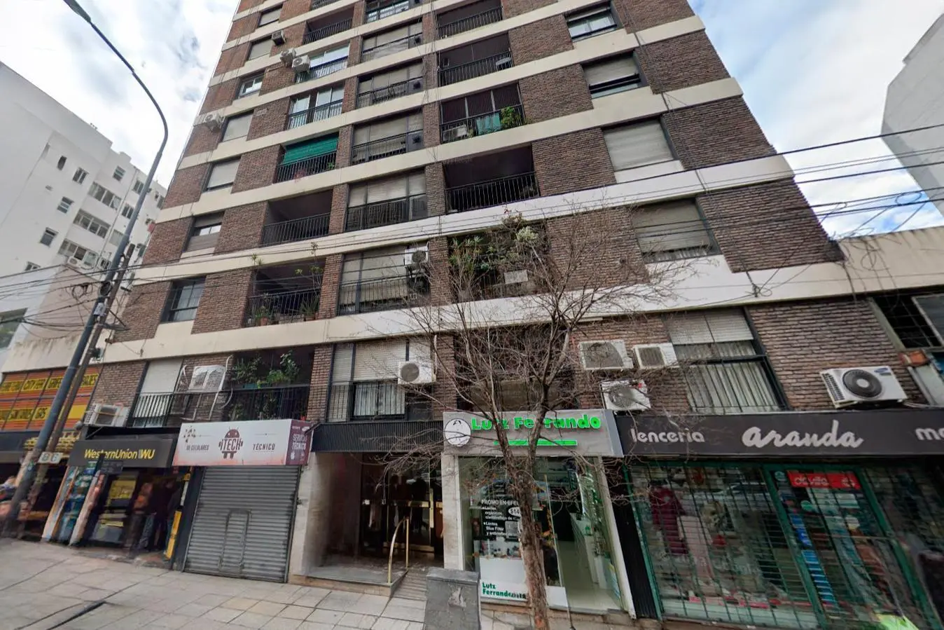 Departamento de 3 ambientes con dependencia en Caballito 2