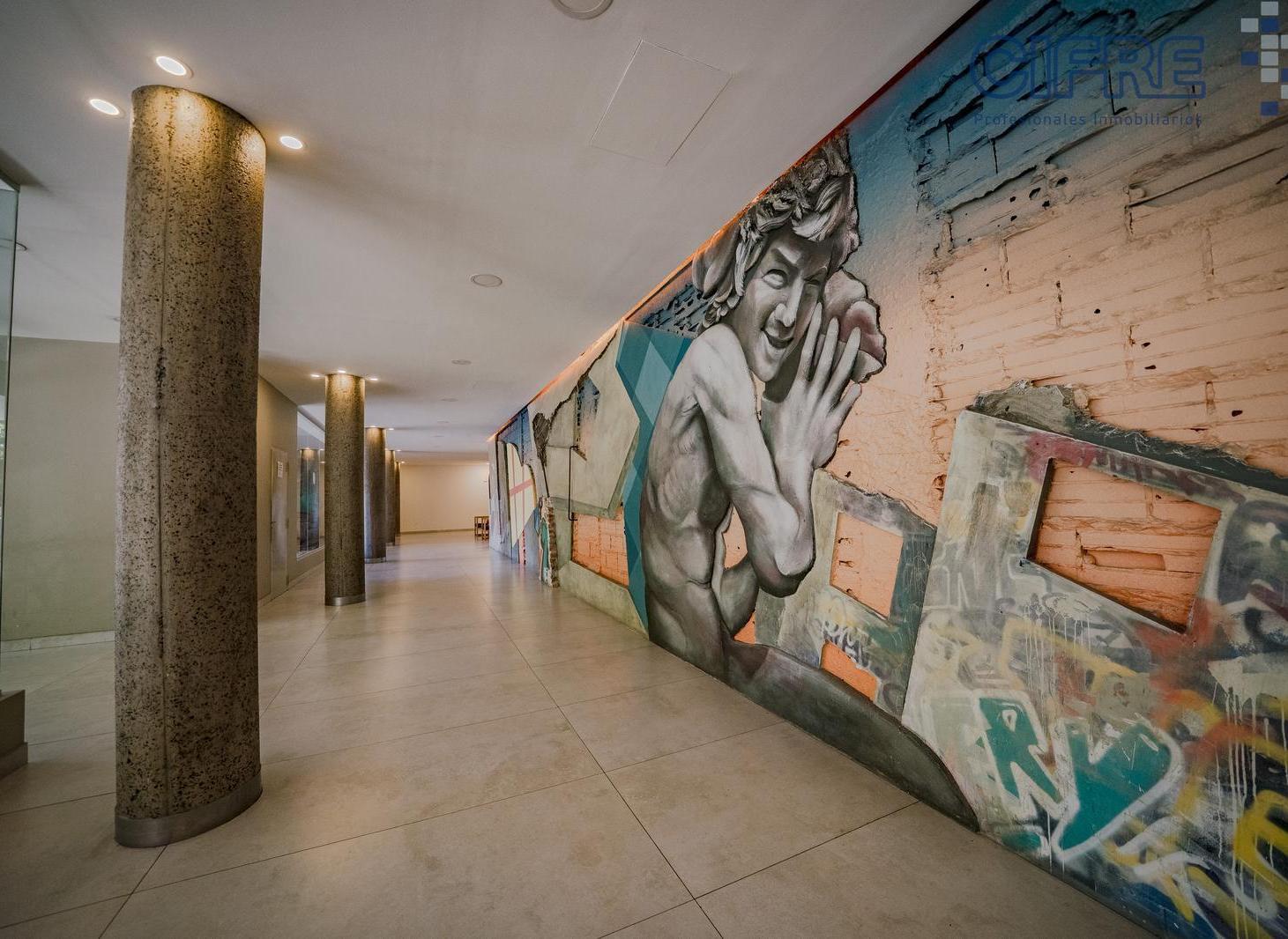 Foto de Monoambiente en edificio de categoría con balcón, hermosa vista, imagen 4