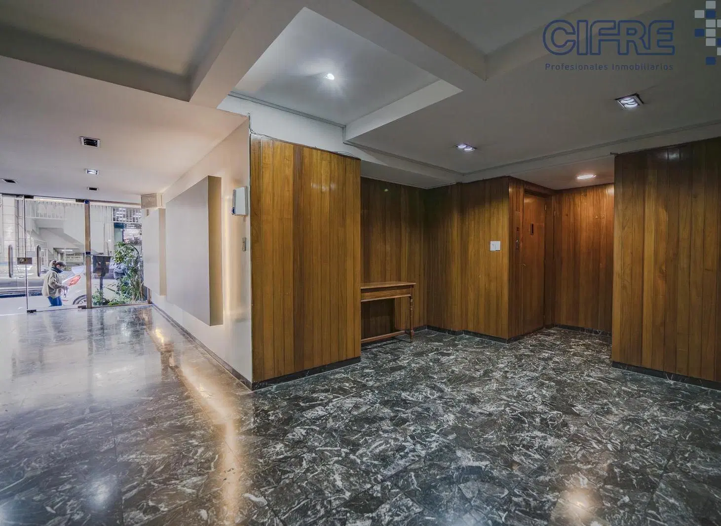 Departamento de 3 ambientes con balcón aterrazado y dependencia en Belgrano 5
