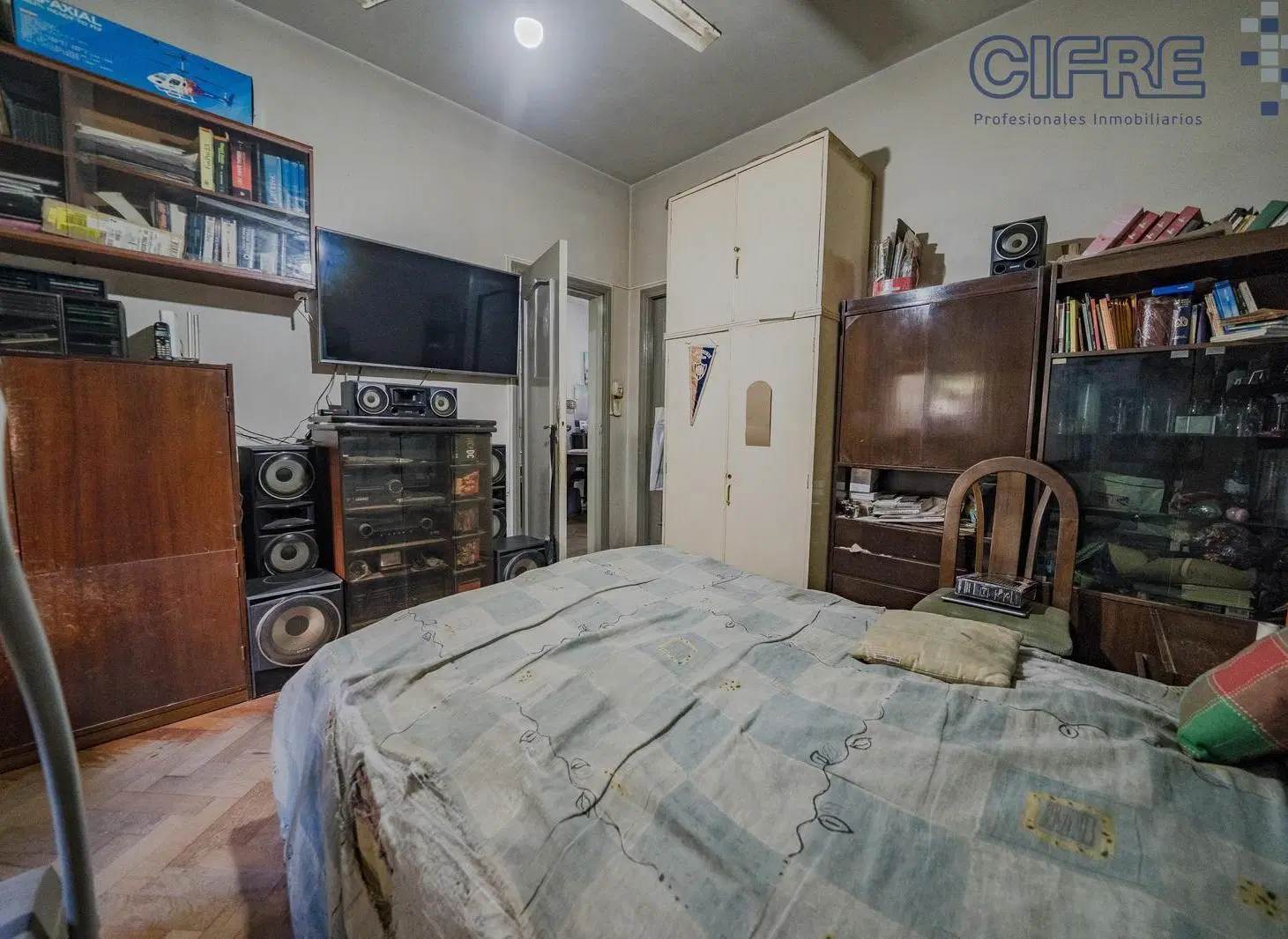 Casa en Floresta 4 ambientes con jardín A refaccionar 8,67 x 26,53 8