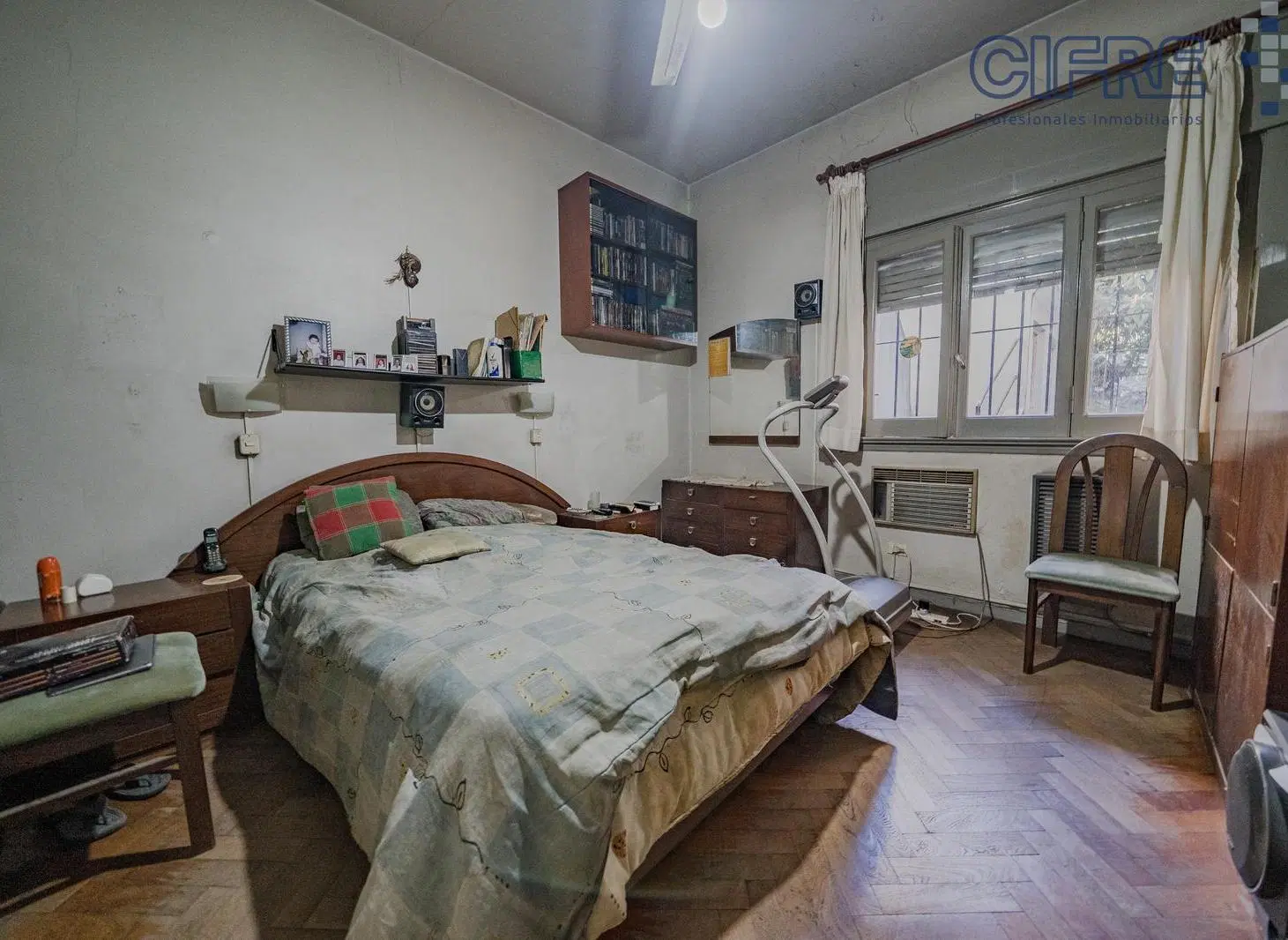Casa en Floresta 4 ambientes con jardín A refaccionar 8,67 x 26,53 2