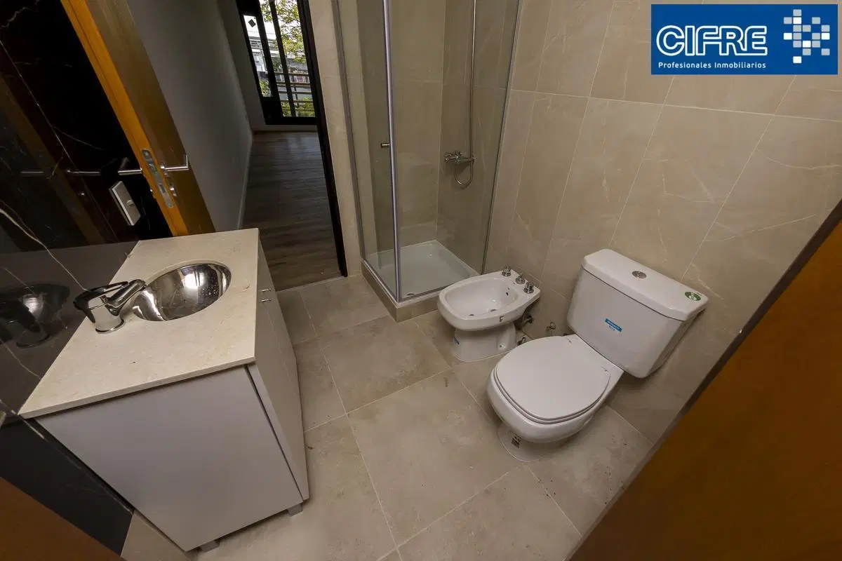 venta departamento frente a estrenar 2 ambientes balcon POSESION INMEDIATA 8