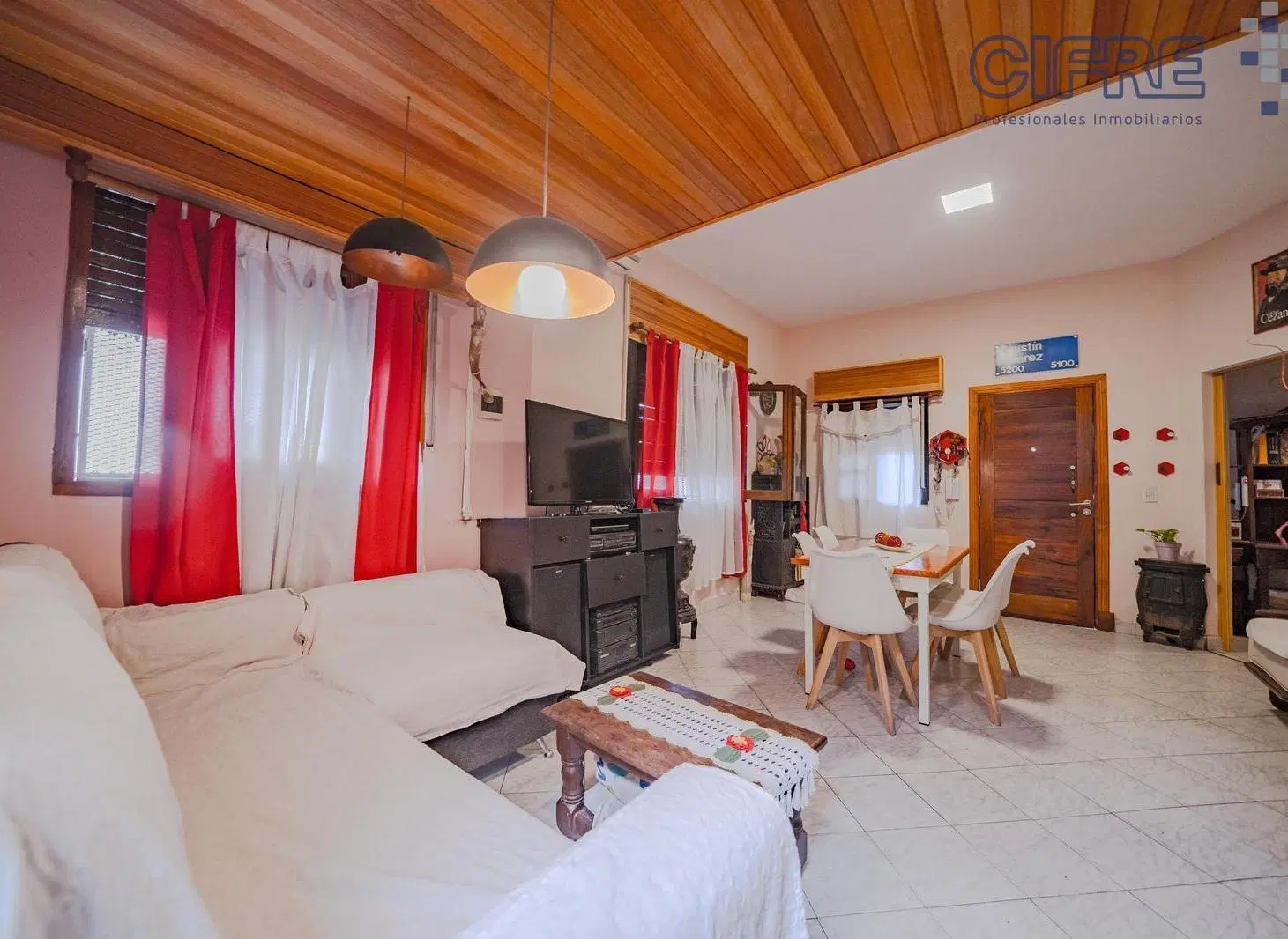 Casa - Villa Pueyrredón, 4 ambientes. patio, jardín, quincho, terraza , hermosa! lote 8,66x16,20 1