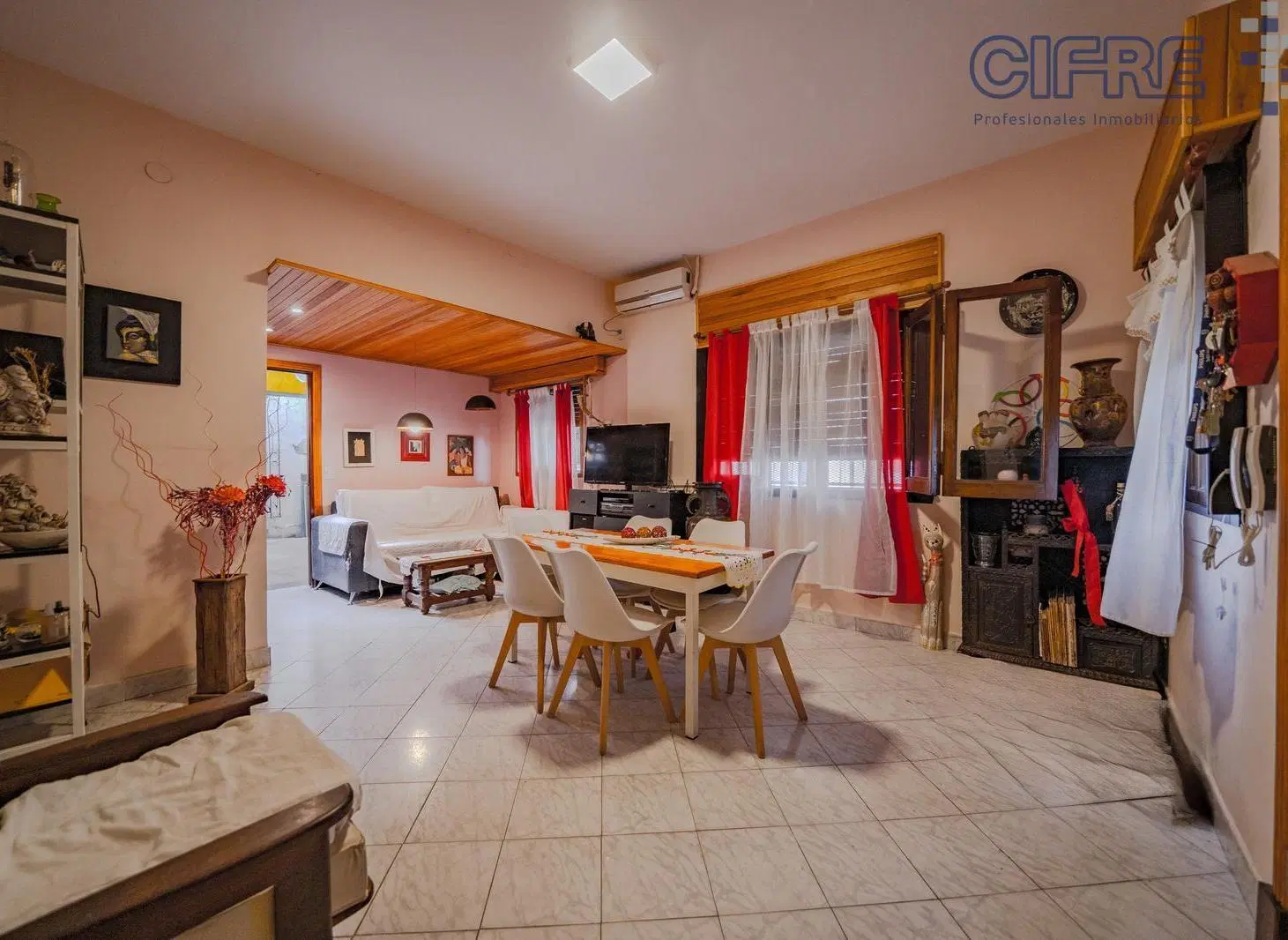 Casa - Villa Pueyrredón, 4 ambientes. patio, jardín, quincho, terraza , hermosa! lote 8,66x16,20 2