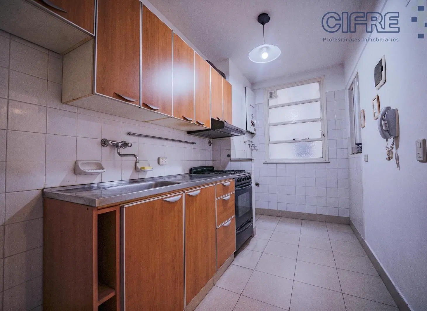 Departamento en Palermo de 3 ambientes con 2 baños y balcón. VENTA CON RENTA DE USD 500.- 1