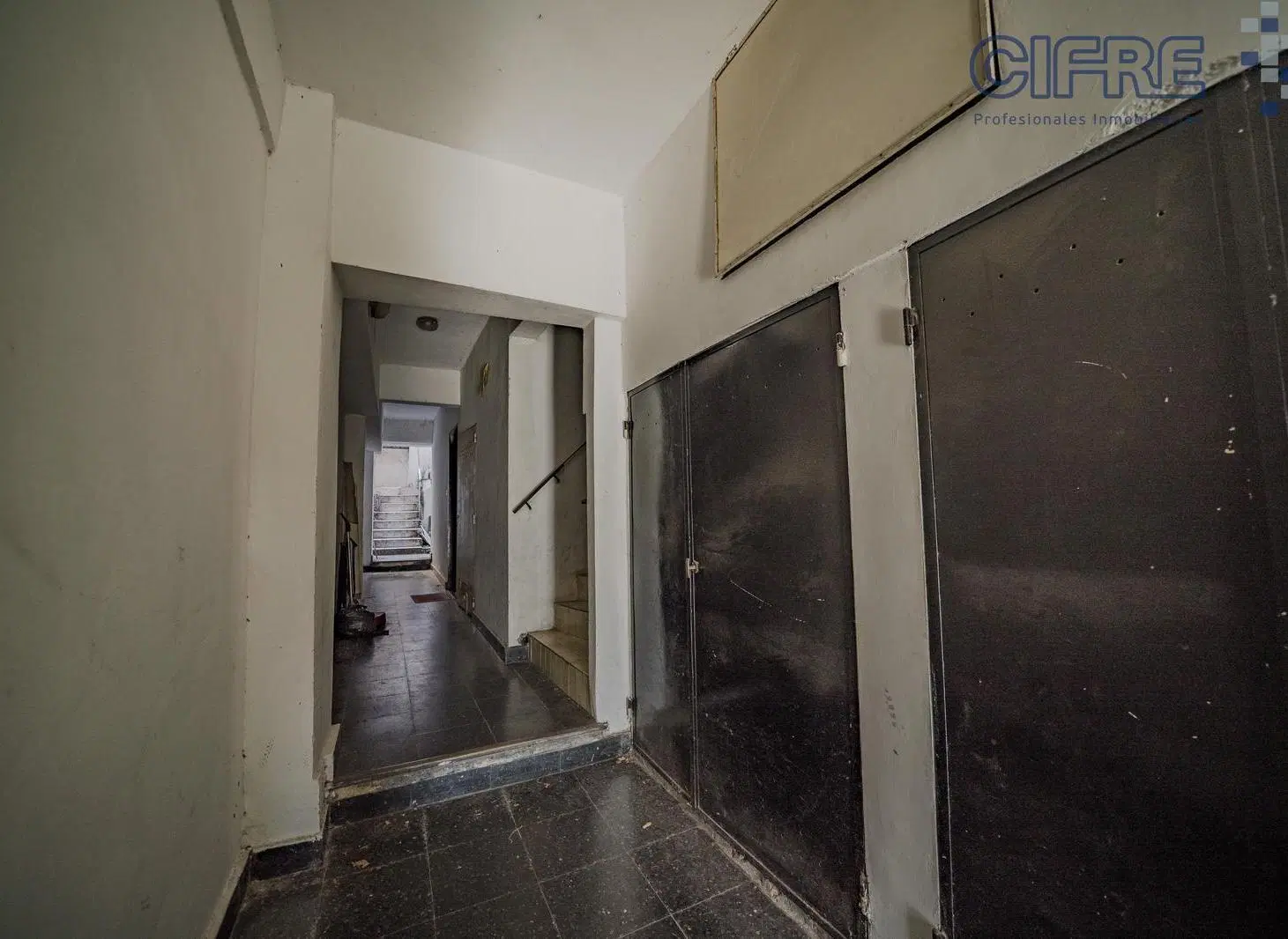 Terreno /Edificio en Block tres plantas sobre lote propio Villa Pueyrredon 2