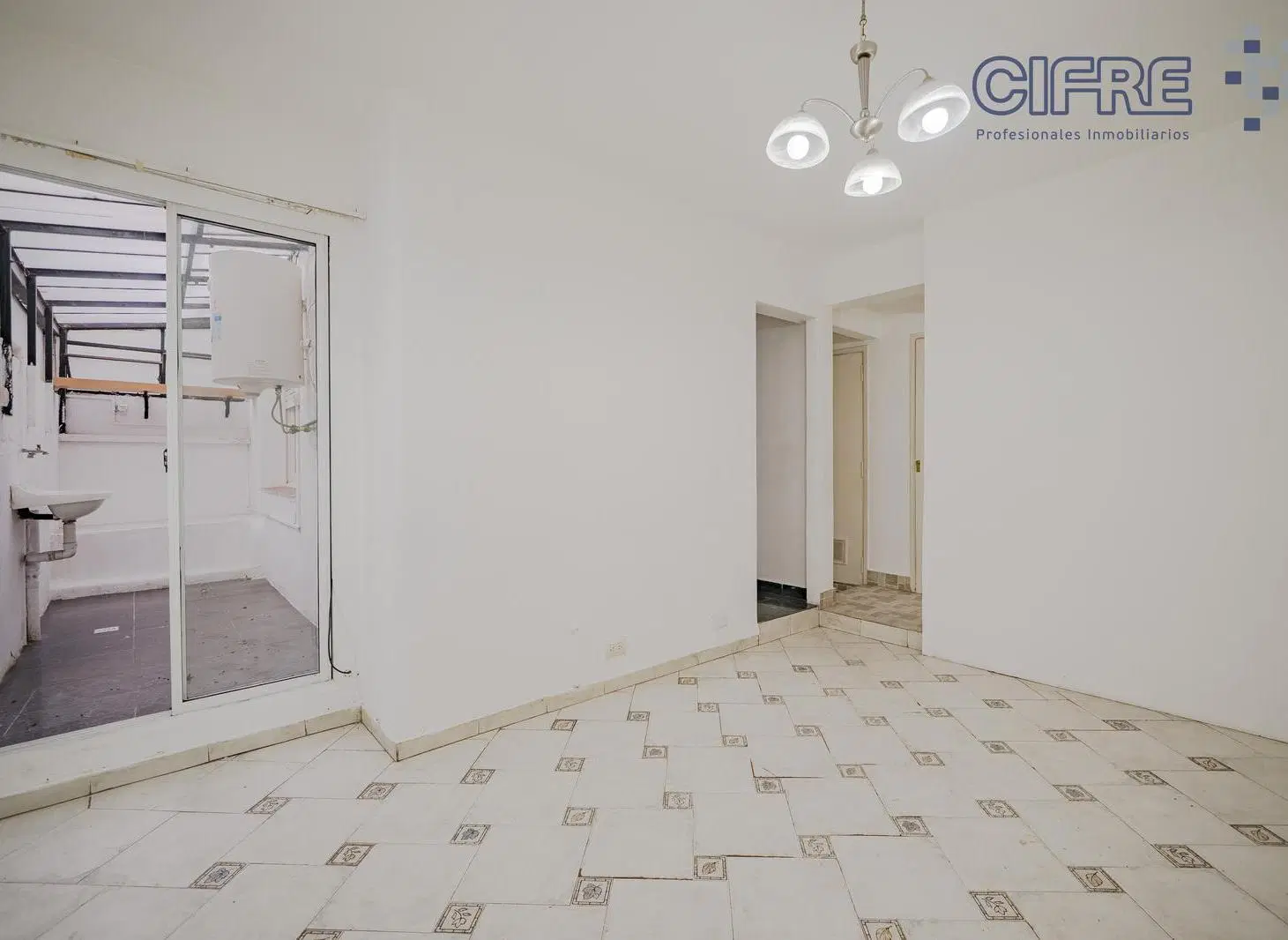 Departamento en Paternal 2 ambientes con pequeño patio cubierto. - Excelente rentabilidad actual %9 3