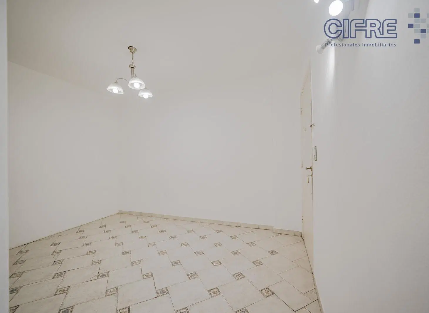 Departamento en Paternal 2 ambientes con pequeño patio cubierto. - Excelente rentabilidad actual %9 4