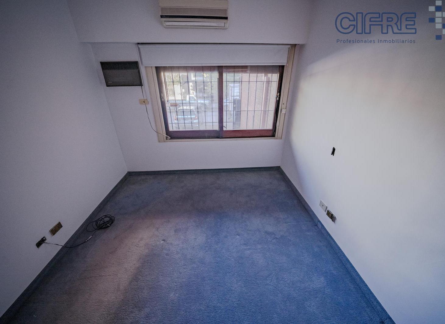 Foto de Casa lote 13x45 de todo en PB 5 ambientes jardín, pileta, quincho y, imagen 3