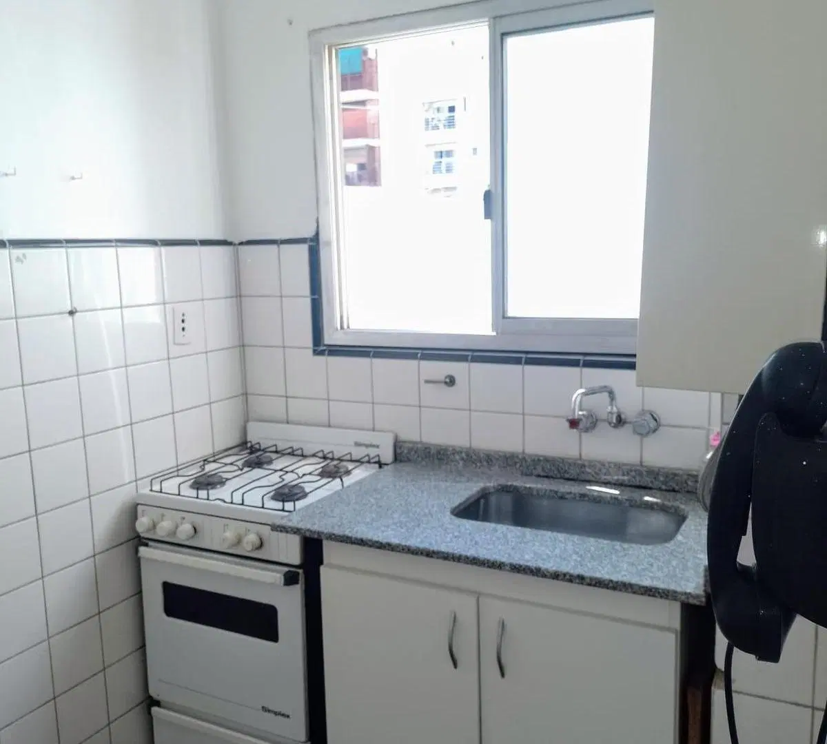 Departamento 2 ambientes en  Villa Pueyrredón en 3er piso por escalera. 4