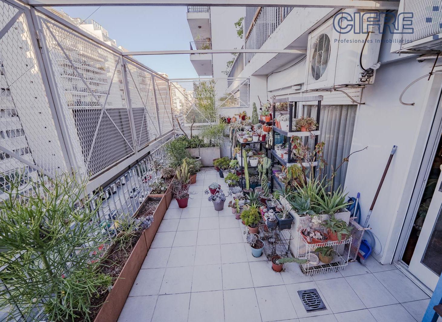 Foto de Departamento en Belgrano 5 ambientes con dep, balcón aterrazado y 2, imagen 3