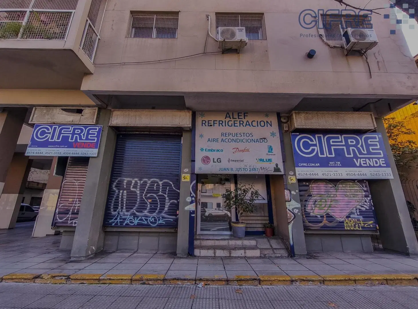 Local en esquina en Av. Juan B. Justo, Villa Crespo, luminoso con buena distribución 3