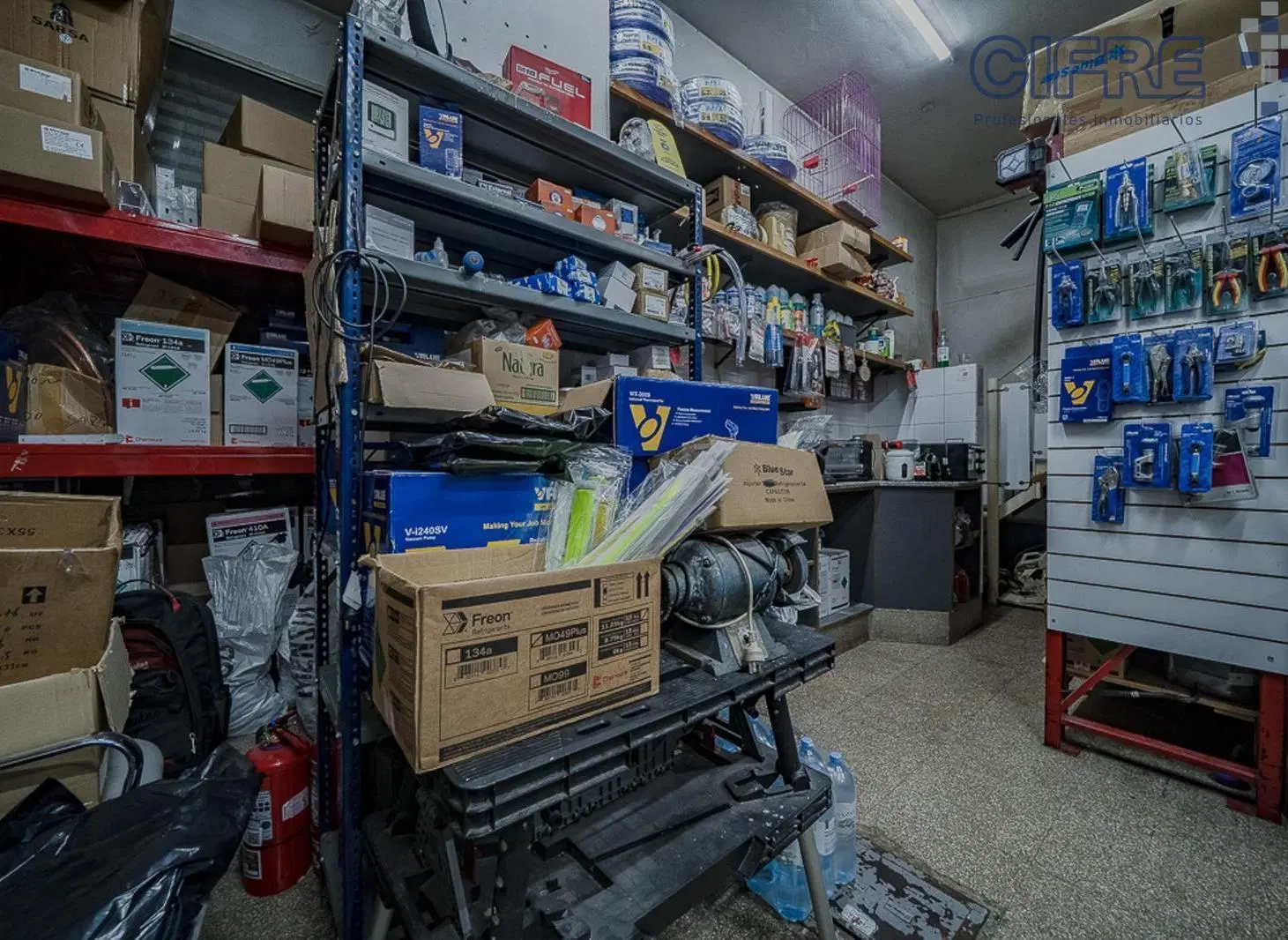 Local en esquina en Av. Juan B. Justo, Villa Crespo, luminoso con buena distribución 5