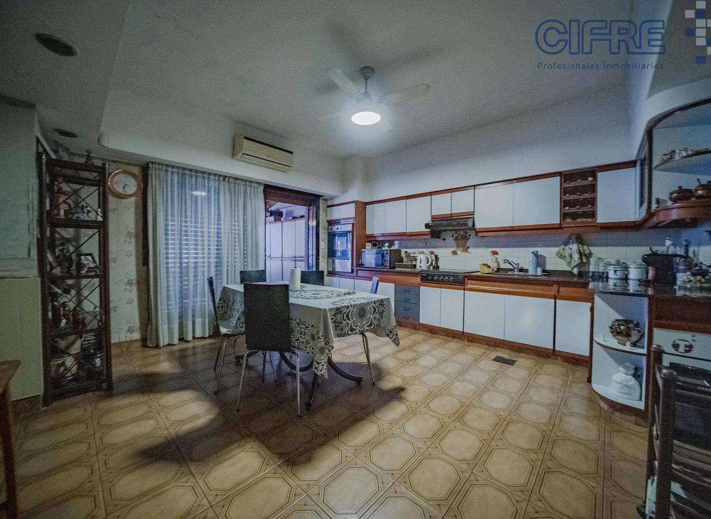 Foto de Terreno en Villa Devoto 6 ambientes 3 baños garage quincho jardín, imagen 5