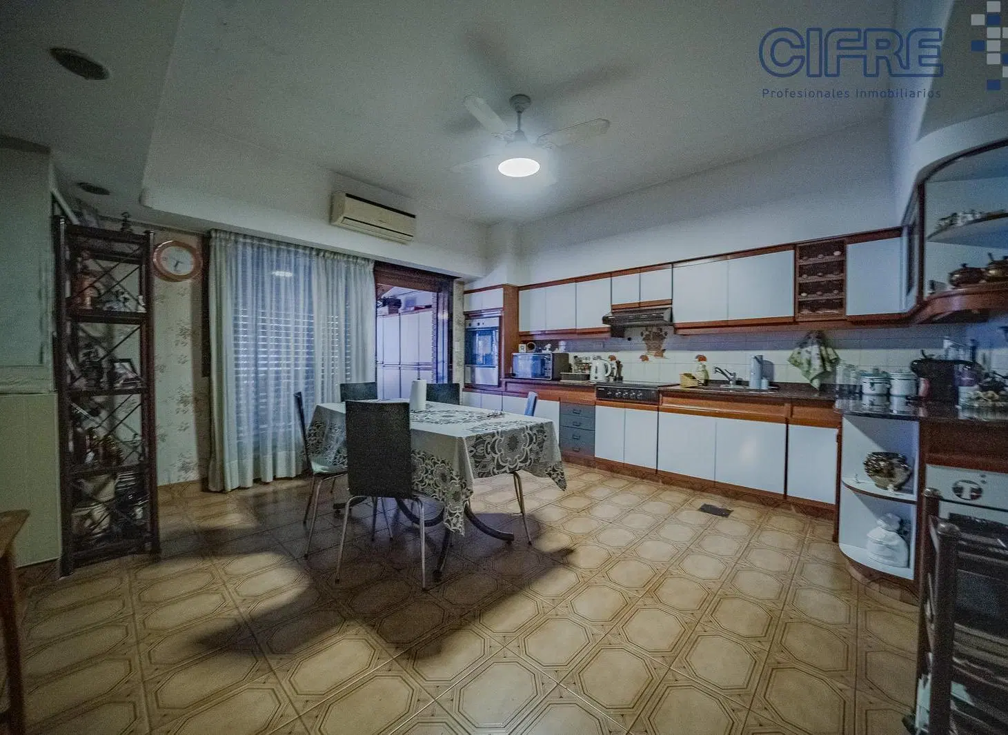 Casa en Villa Devoto 6 ambientes 3 baños garage quincho jardín 8,66x24 5