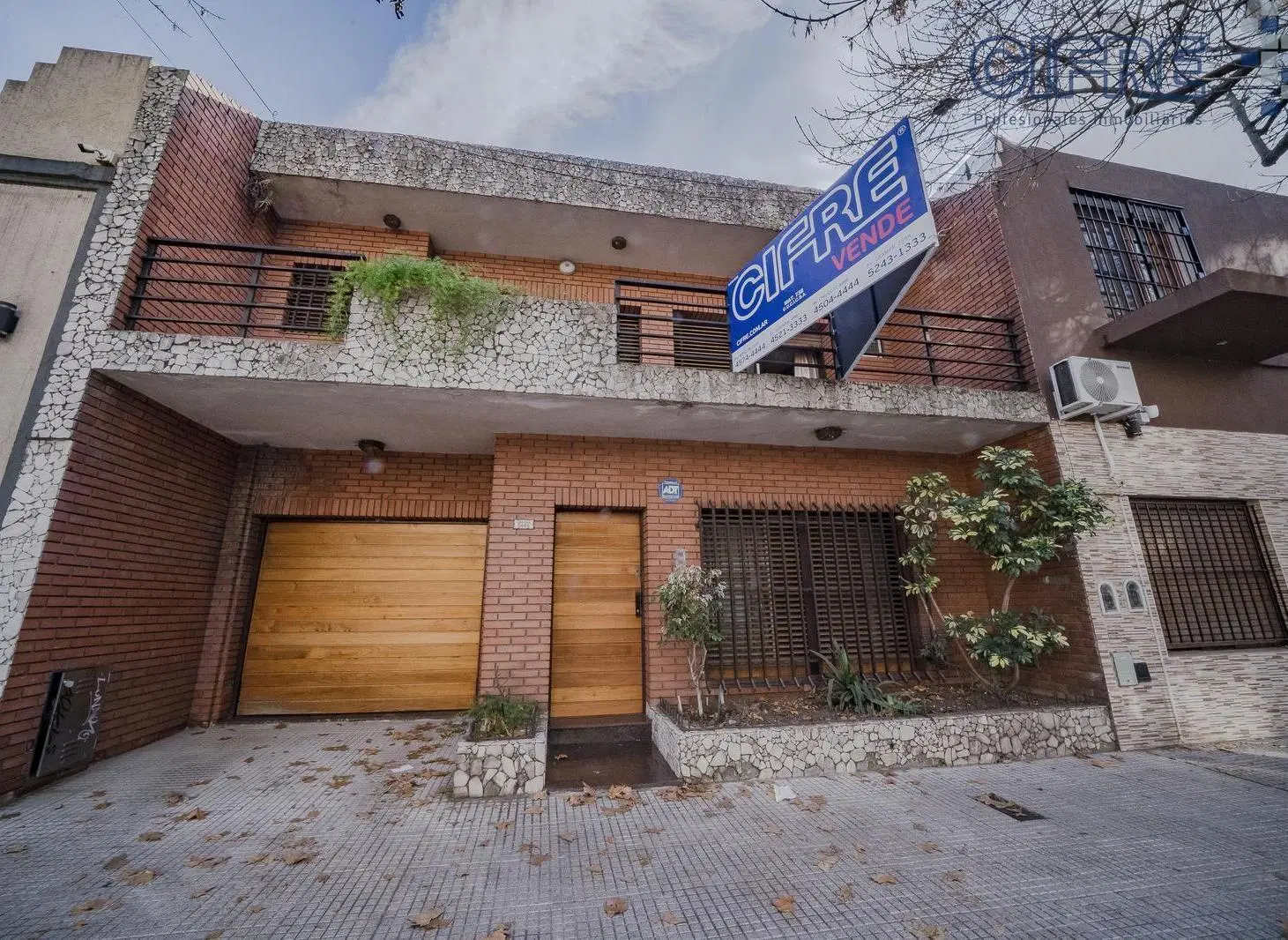 Casa en Villa Devoto 6 ambientes 3 baños garage quincho jardín 8,66x24 2
