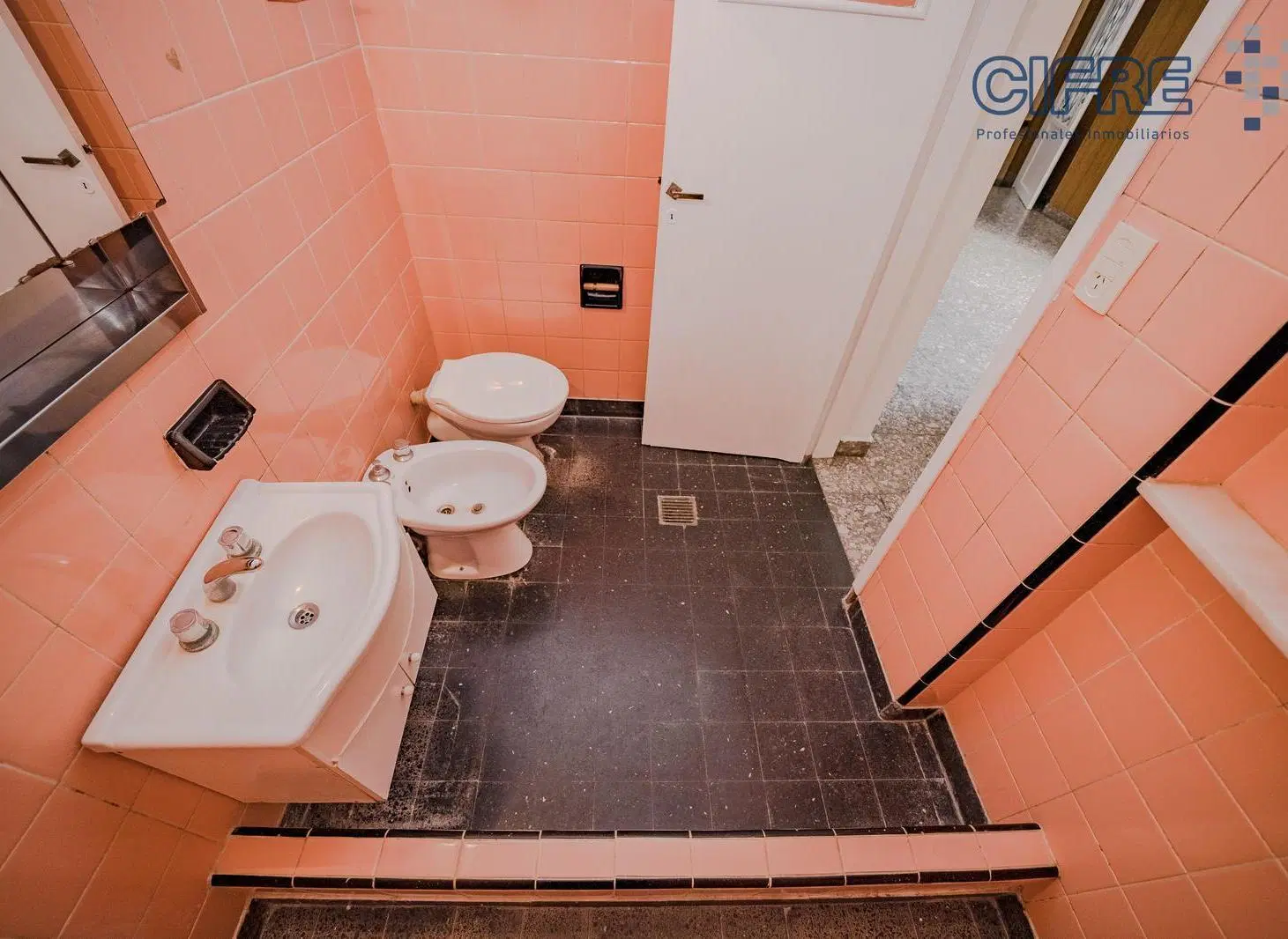 PH tipo casa de 3 ambientes con patio jardín cochera en Villa Urquiza 5