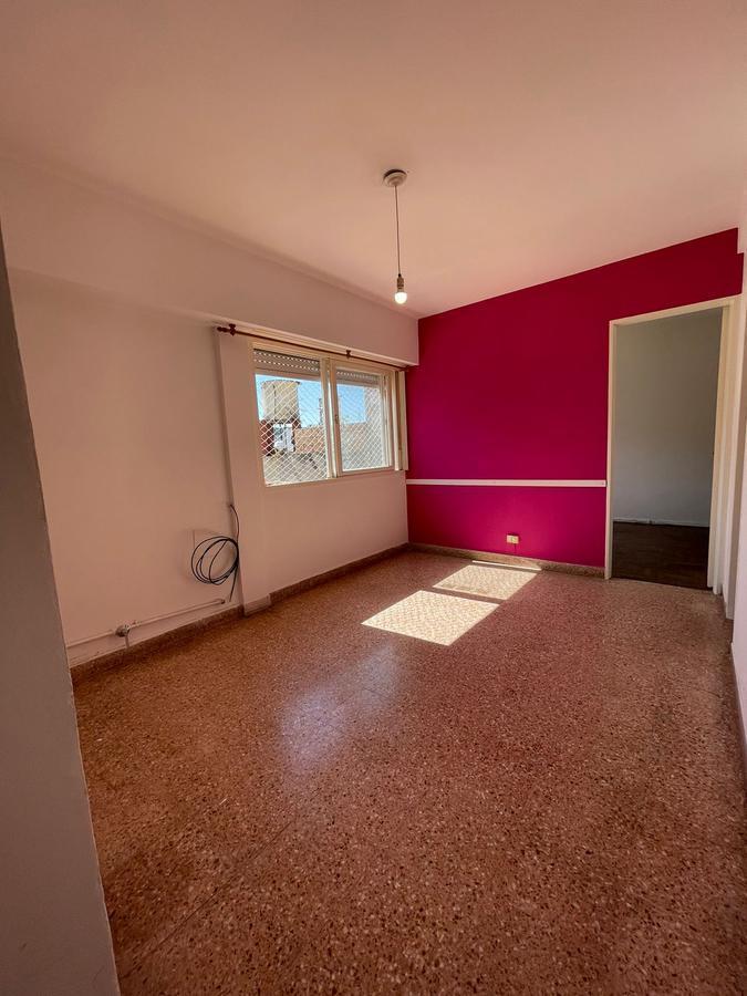 Foto de Departamento de 2 ambientes muy luminoso y ventilado en 2do piso por, imagen 2
