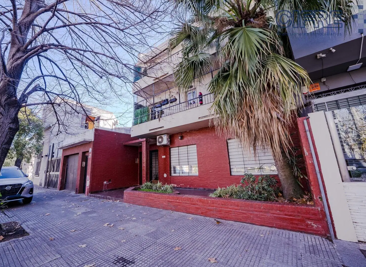 PH en Villa Devoto 3 ambientes al contrafrente con patio. A REFACCIONAR! 2