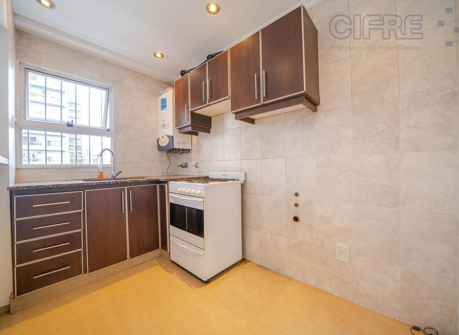 Foto de Departamento de 2 ambientes en alquiler con balcón en Villa Pueyrredón, imagen 2
