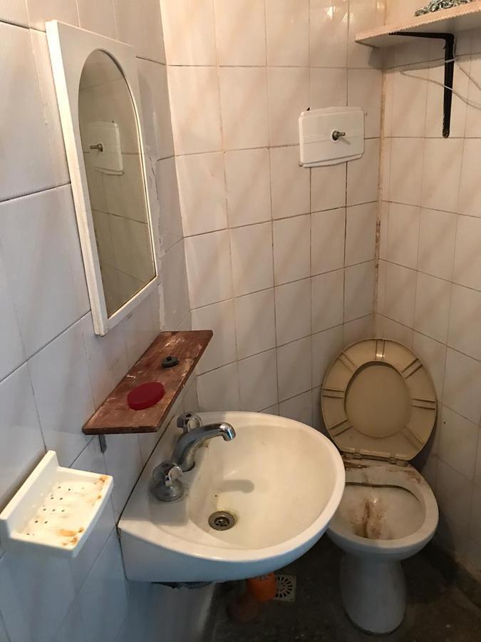 Foto de Local en alquiler en Villa Pueyrredón en esquina sin columnas. sin, imagen 2