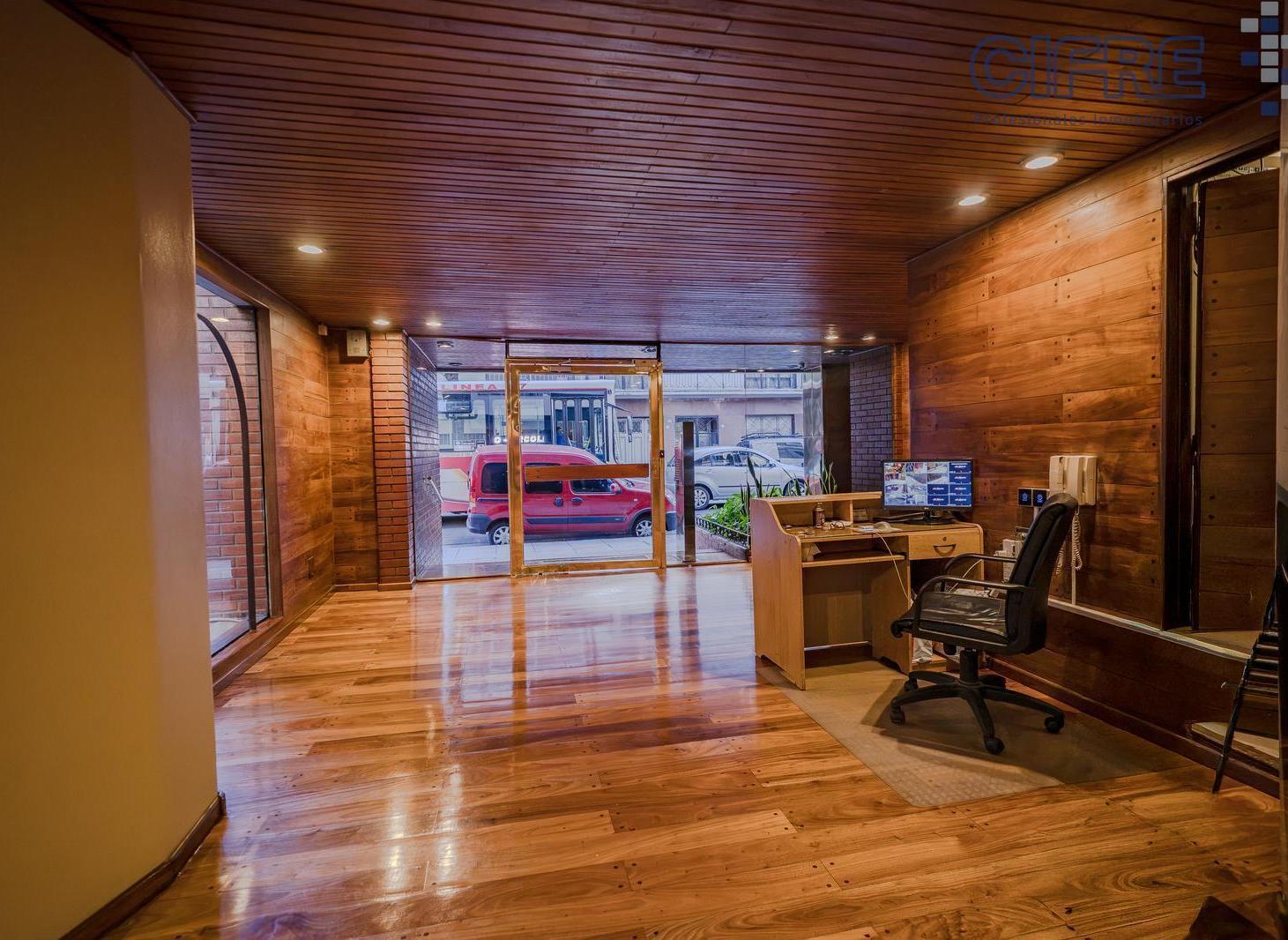 Foto de Departamento de 3 ambientes con dependencia de servicio Vista Panóramica, imagen 3