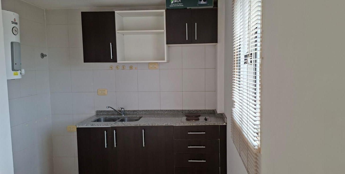 Foto de Departamento 1 ambiente con balcón al frente en Villa Pueyrredón, imagen 2
