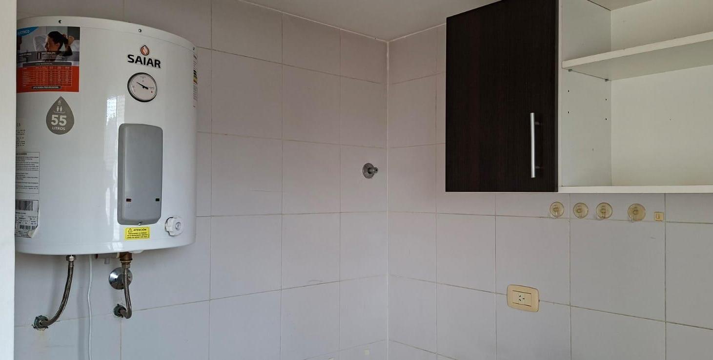 Foto de Departamento 1 ambiente con balcón al frente en Villa Pueyrredón, imagen 3