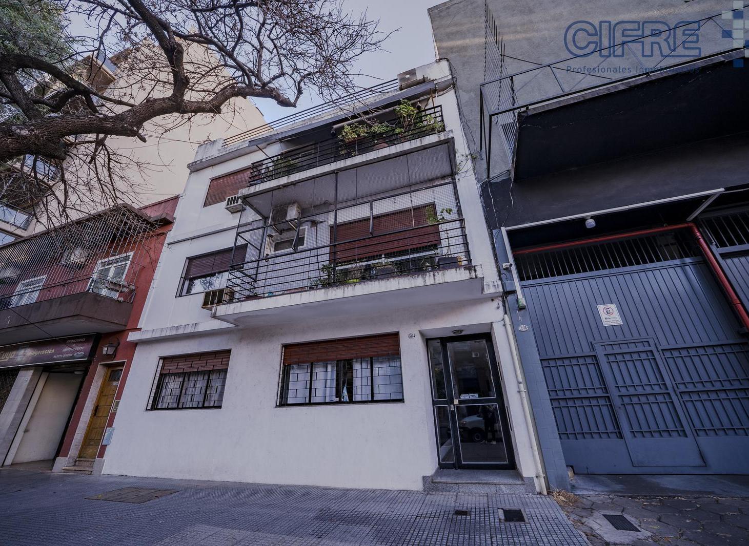 Foto de Departamento 2 ambientes en Agronomía con cocina separada, reciclado!, imagen 2