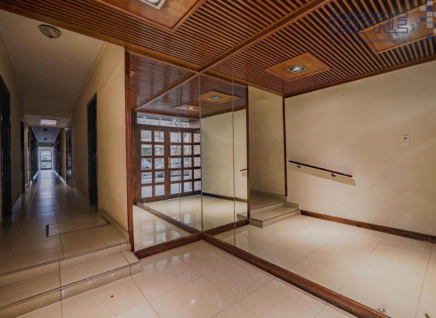 Foto de Departamento de 3 ambientes con cocina separada en alquiler en Villa, imagen 2