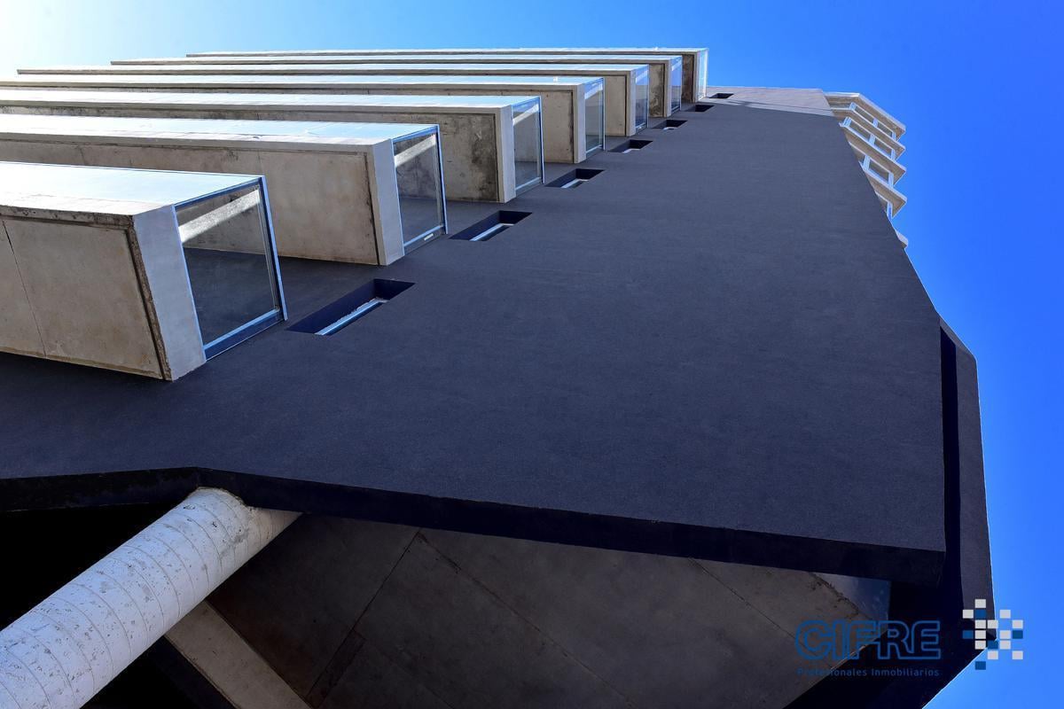 Foto de Departamento de 3 ambientes a la venta, al frente con balcón corrido., imagen 4